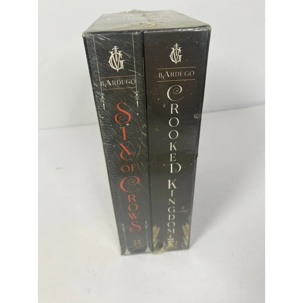 The Six of Crows Duology Boxed Set: Six of Crows and‎ Crooked Kingdom